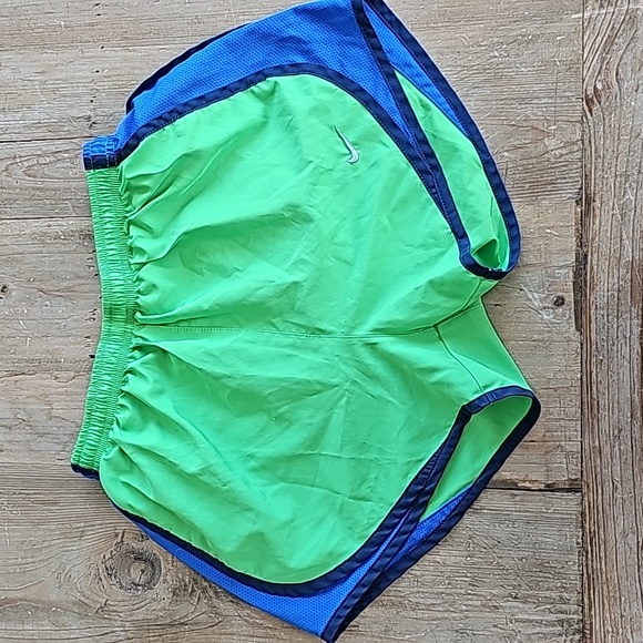 Nike Dri-Fit Running Shorts - Picture 1 of 8